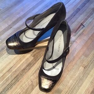 Franco Sarto Brown Suede Ulrich Mary Jane Bronze Cap Toe Heels Size 7.5 M.